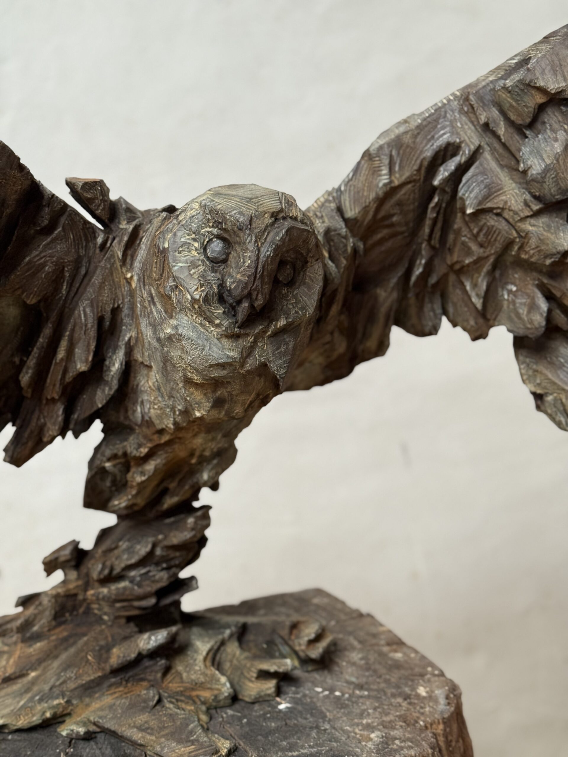 Ling-owl rising- 55x83x35-cm